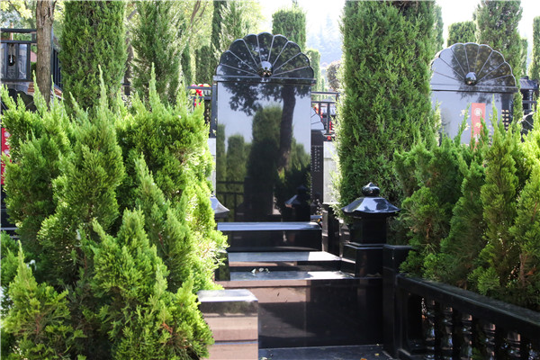 西安高桥墓园,西安骨灰盒,西安寿衣