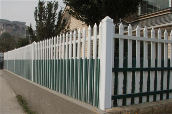 呼和浩特PVC护栏厂家|pvc护栏价格|内蒙古pvc护栏批发