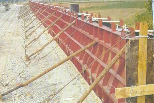 南充防撞护栏钢模板厂家_广元公路护栏模板_德阳现货供应钢模板