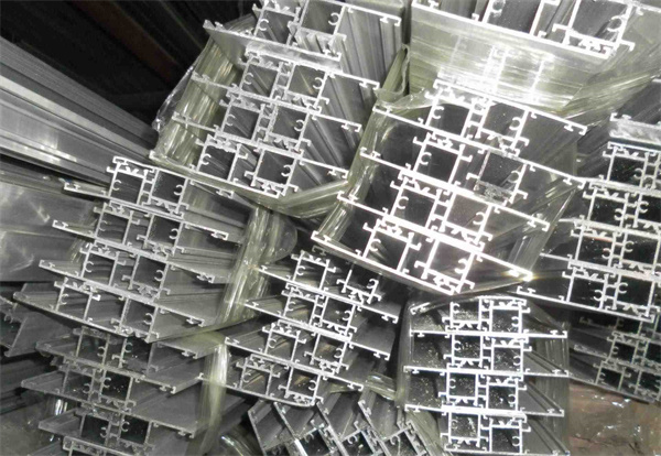 西安幕墙铝型材厂_陕西铝型材窗生产_宝鸡铝型材厂